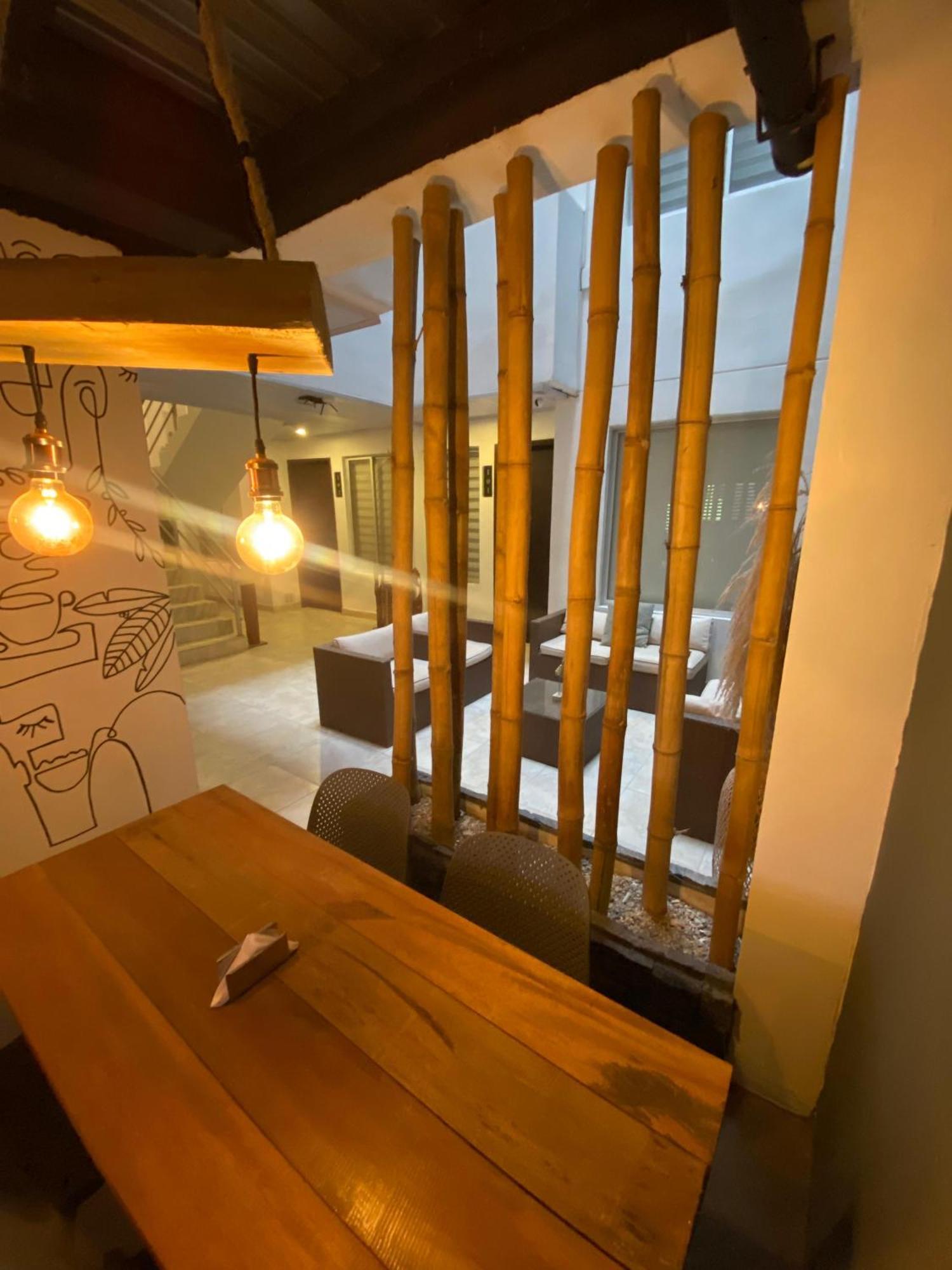 Bhb - Apartahotel Летісія Екстер'єр фото